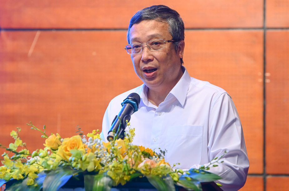 Implementation of the Low-Emission Crop Production Project